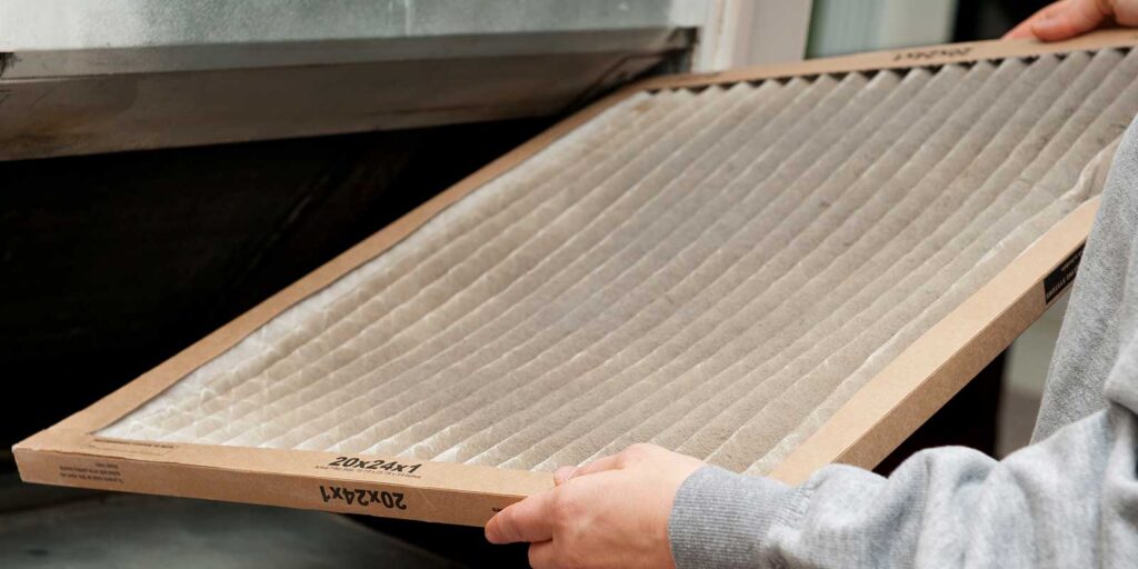Air-Filter replacing - summer energy-saving tips