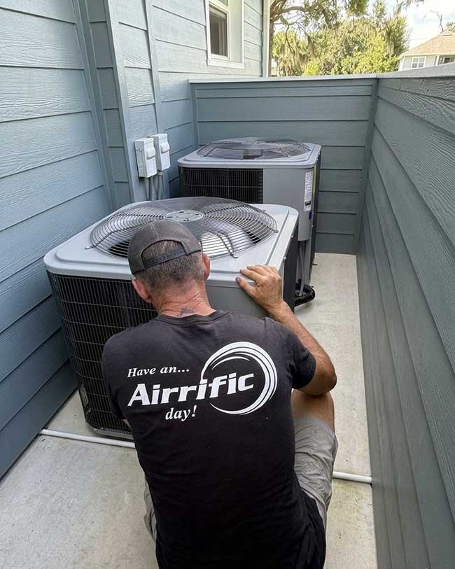 air conditioning repair technician